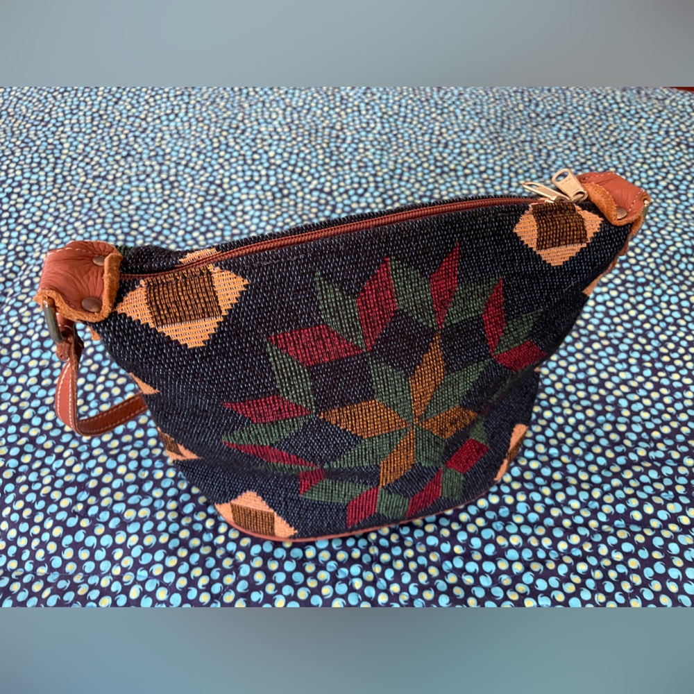 Accessories Unlimited of Maine Tapestry Crossbody